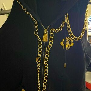 Dereon shirt with chains women’s XL